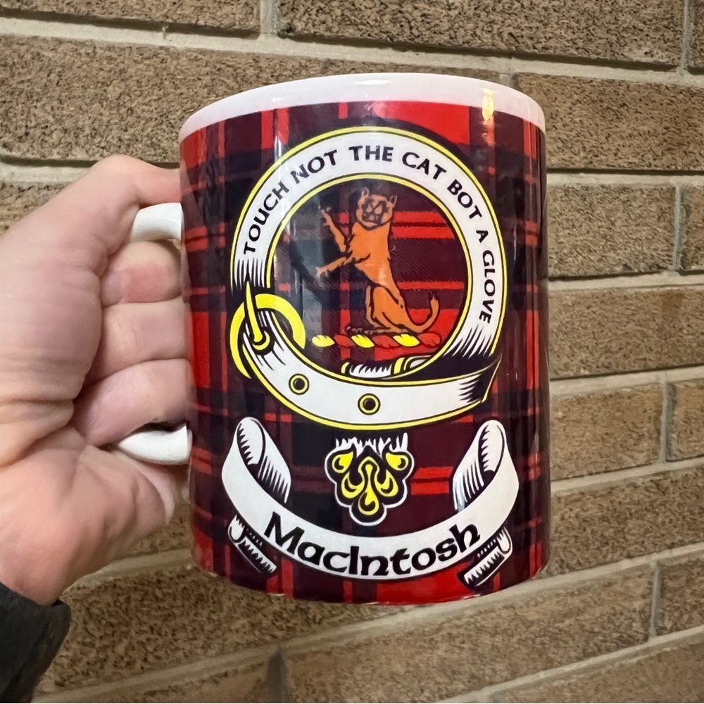 Clan MacIntosh Mug Motto Tartan Crest Coffee Cup Touch Not The Cat Bot A Glove